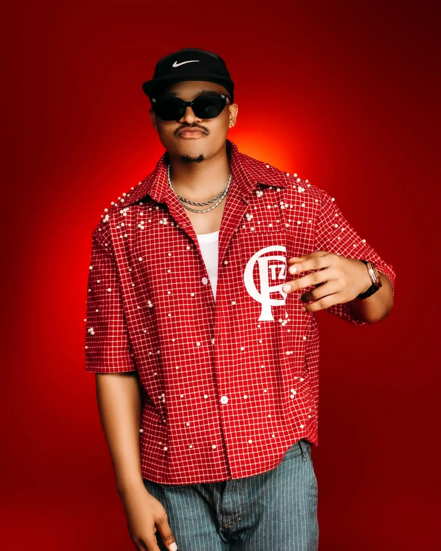 Platform - Ushanitoka