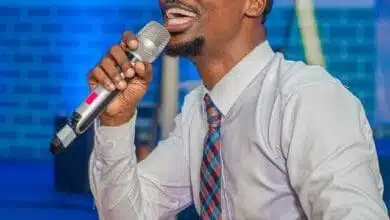 Asagwile Ft Obby Alpha - Zawadi