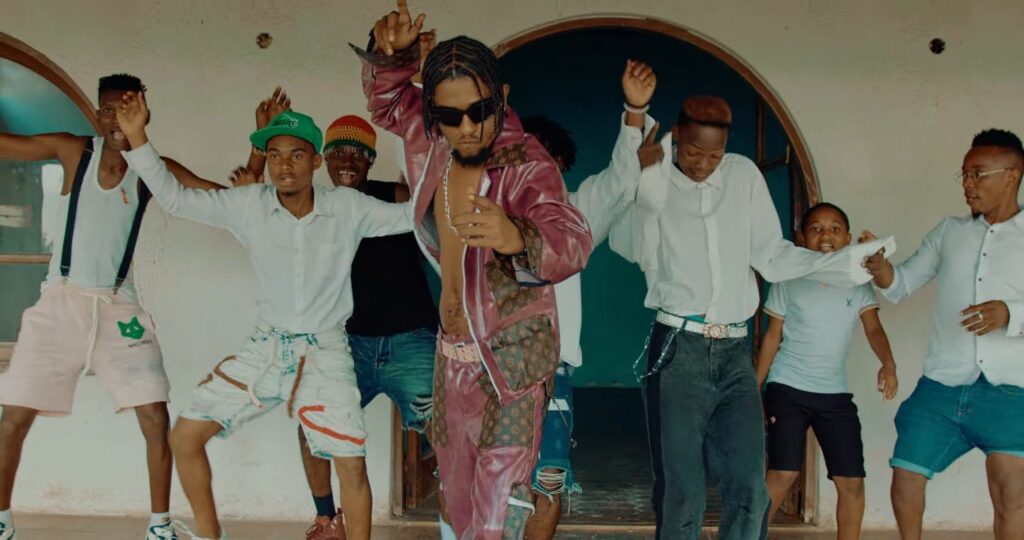 Mchina Mweusi Ft. Lukamba - We Huogopi Remix