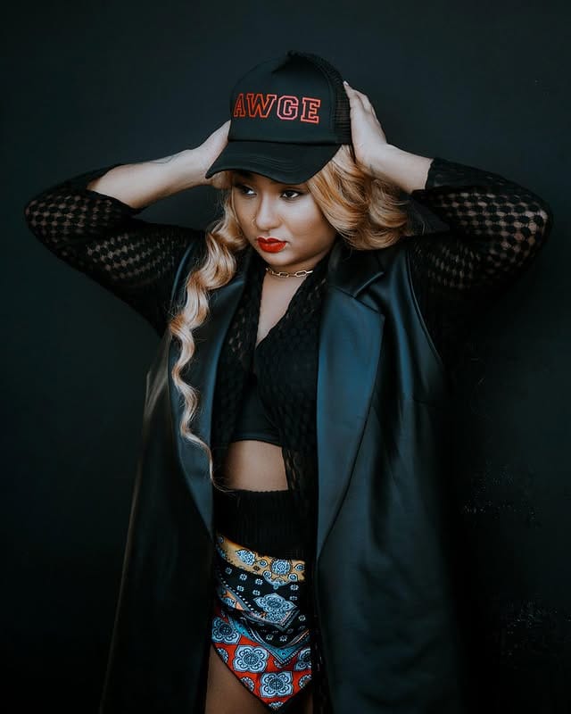 Aika Ft Nahreel - Treat You