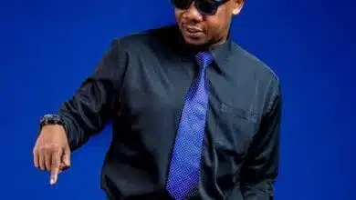 Elisha Mgogo Ft Chege & Ally Nipishe - Tofauti